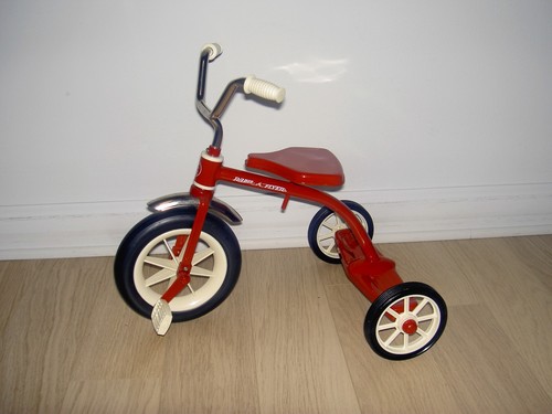 Radio flyer doll - doll, wheeler