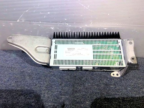 Amplificateur toyota crown - amplificateur,