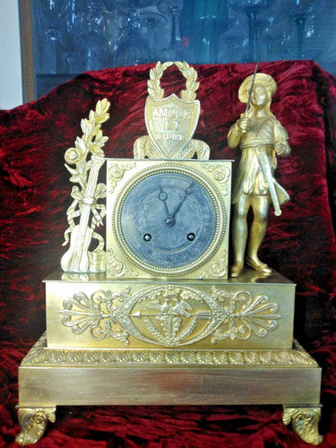 Ancienne pendule bronze doré-