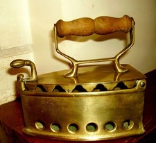 ANCIEN FER A REPASSER A