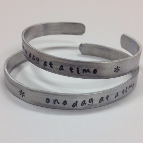 One day time - one, a