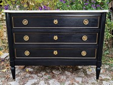 Commode ancienne patinée