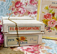 Mercerie ancienne, ANCIENNE BOITE de BOBINES de "FIL AU CHRYSANTHÈME" vers 1900