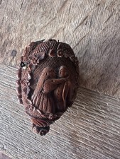 Tabatiere en noix de Corozo