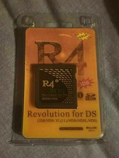 R4i Gold NDS avec 190 jeux