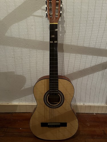 Santos mayor guitare - y,