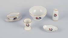Limoges, Digoin & Sarreguemines, France. Vaisselle en porcelaine pour enfants.