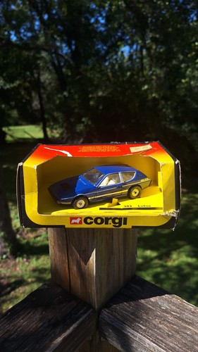 Used corgi 382 lotus elite - used,
