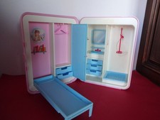 Valise studio pour poupée