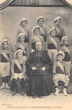 Old postcard 91 MARCOUSSIS / GYMNASTICS SOCIETY / LA VIOLET / PRIEST / CHILDREN