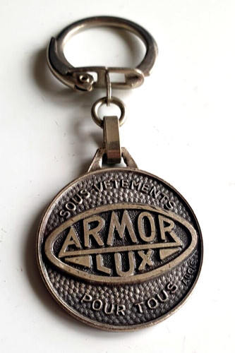Ancien porte clé - , publicité