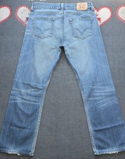 Jean Levi’s 506 Straight