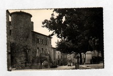 ARLEBOSC (07) RENAULT JUVA 4 Commercial "CIM / COMBIER" at the MONUMENT to the DEAD