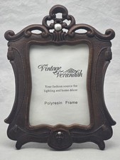 Vintage Verandah Polyresin