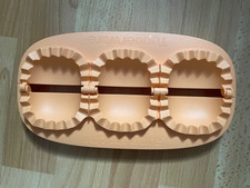 MOULE TRI CHAUSSONS PARTY mini