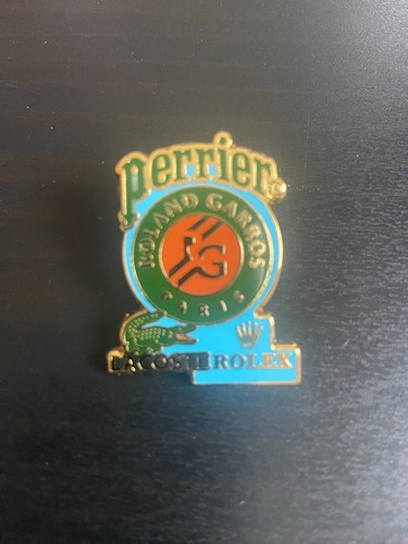 Pin perrier roland - pin's,