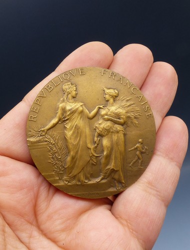 Ancienne médaille bronze - médaille,
