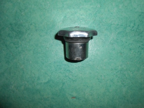 Bouchon réservoir chromé - , bp