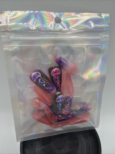Capsules ongles pièces - capsules,