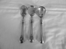 3 ANCIENNES Cuillères à