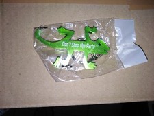 PORTE CLE  decapsuleur DESPERADOS vert , EN métal , DSP neuf modèle 3