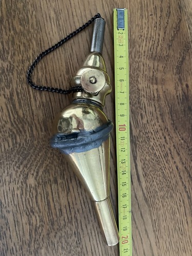 Ancienne lampe petrole - ancienne,