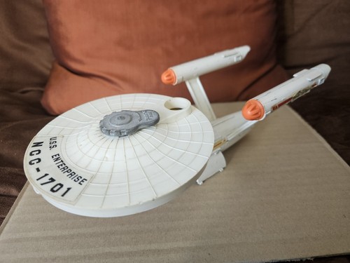 Dinky toys uss - uss, enterprise