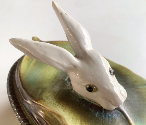 Terrine lapin blanc en -  terrine,