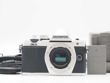 Olympus OM-D E-M10 Mark II