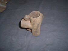 ATTACHE + VIS POUR FIXATION