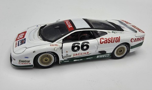 Jaguar 220 castrol au - #66,