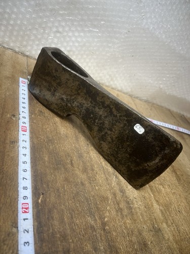 Hache bûcheron outil ancien - hache,