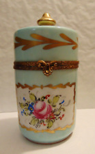 Boîte ancienne à  cigarettes à tabac porcelaine de Limoges peinte main et signée