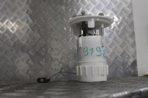 Pompe immergee peugeot 208 - pompe,