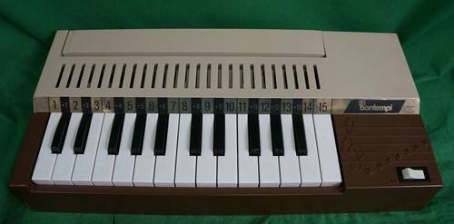 Vintage bontempi keyboard - vintage,