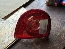 Feu arriere secondaire gauche