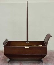 BERCEAU BÉBÉ EN BOIS