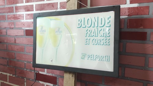 Enseigne lumineuse panneau bar