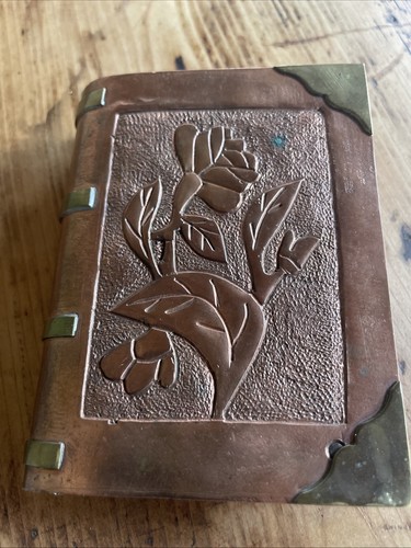 Rare briquet table livre - rare,