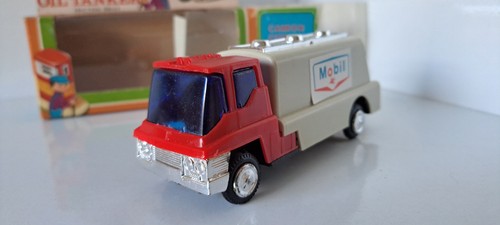 Camion citerne petrolier - camion, mobil