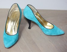 *** ESCARPINS TURQUOISE JEAN-CLAUDE JITROIS T. 40 TBE ***