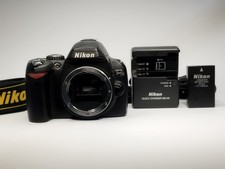 Nikon D40 6.1MP Digital SLR DSLR Camera Body [MINT] w/ Strap Charger Battery #11