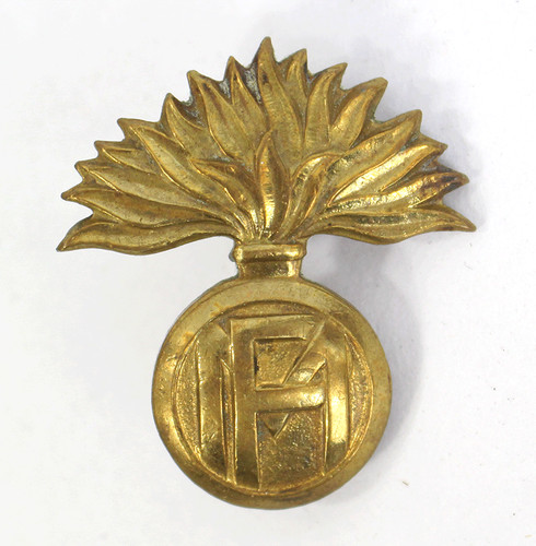 Insigne militaire coiffure - insigne,
