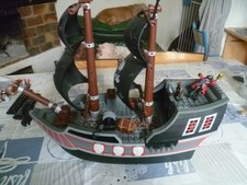 ancien grand bateau pirate