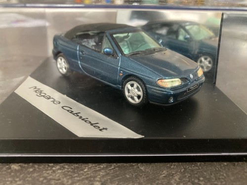 Renault megane cabriolet bleu - renault,