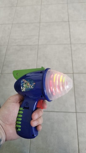 Pistolet buzz éclair - pistolet, l'éclair