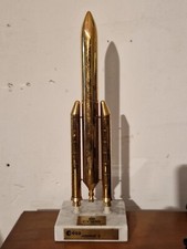 Belle Sculpture fusée Modèle