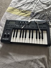 M-Audio Axiom 25 MIDI/USB Midi Keyboard Controller + Usbc Conversation Cable
