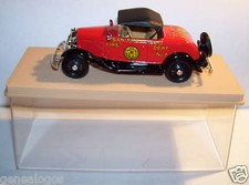 1932 ELIGOR FORD V8 CABRIOLET HOOD FIRE FIRE SAN FRANCISCO REF 1203 1/43 A