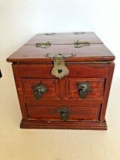 COFFRET A BIJOUX AVEC MIROIR